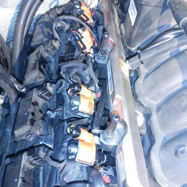 Motorový priestor pripravený na osadenie LPG vstrekovačov